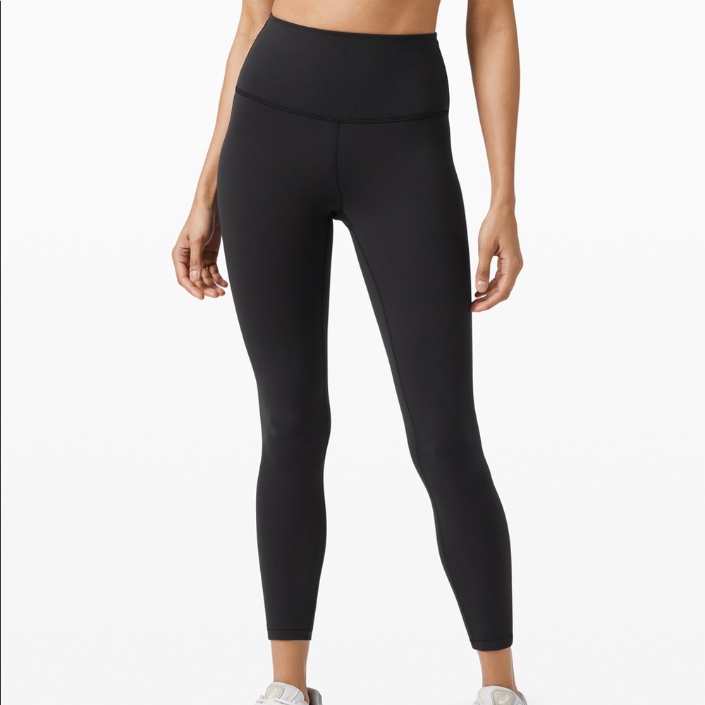 Lululemon Wunder train size 4